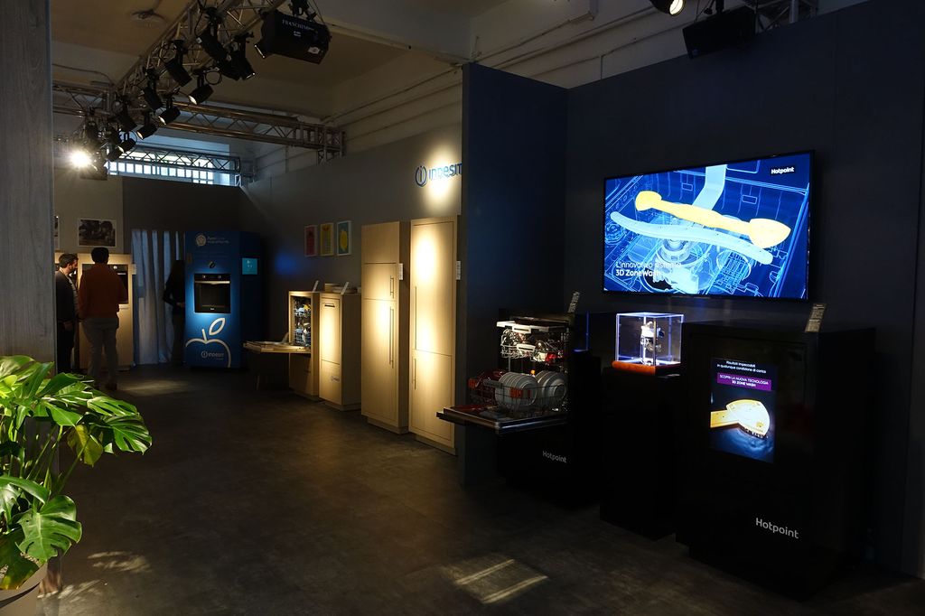 Installazione di design per il Fuorisalone a Spazio Bergognone 26